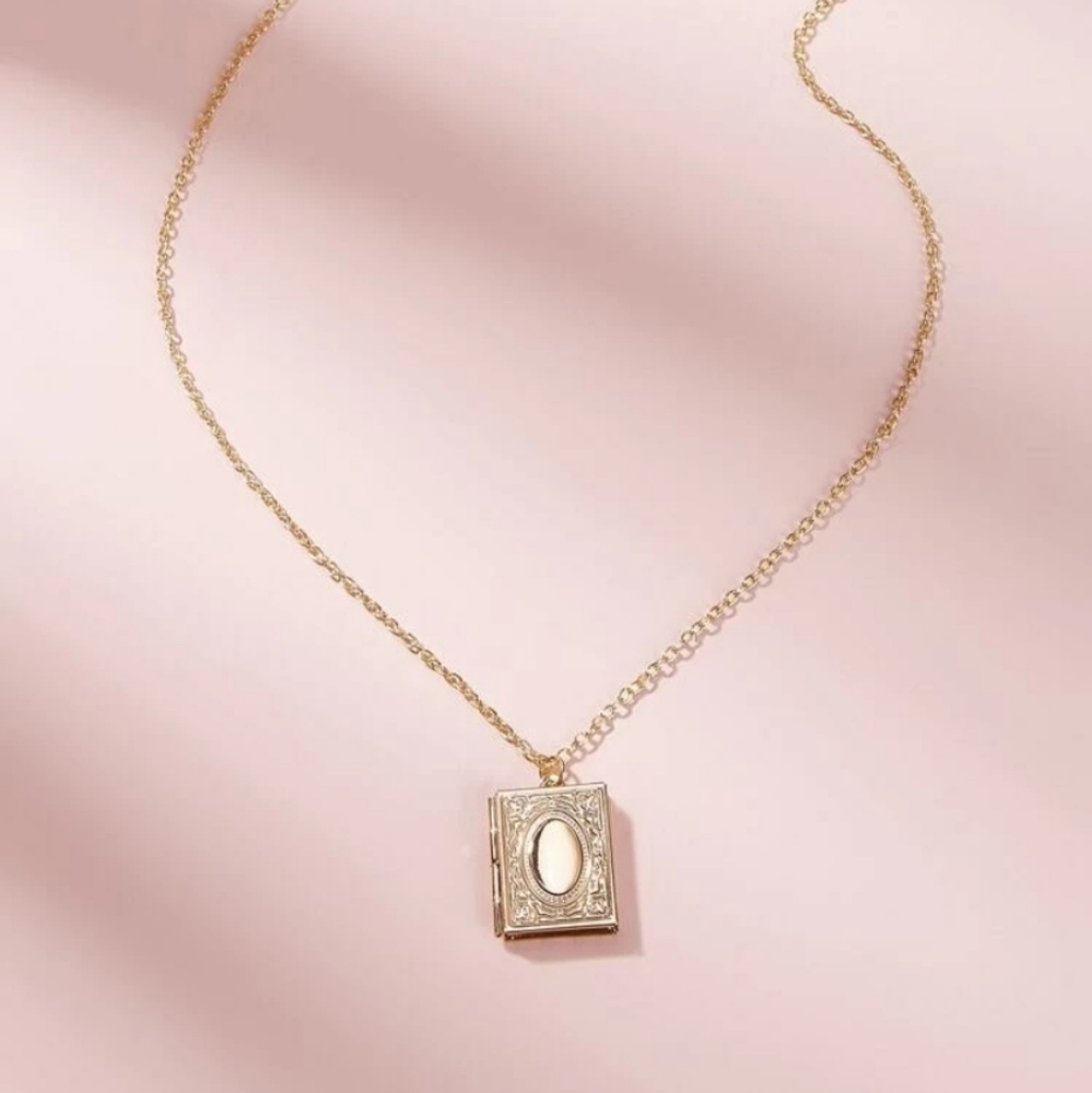 *Kitty* Book Locket Pendant Necklace - Picture 3 of 3